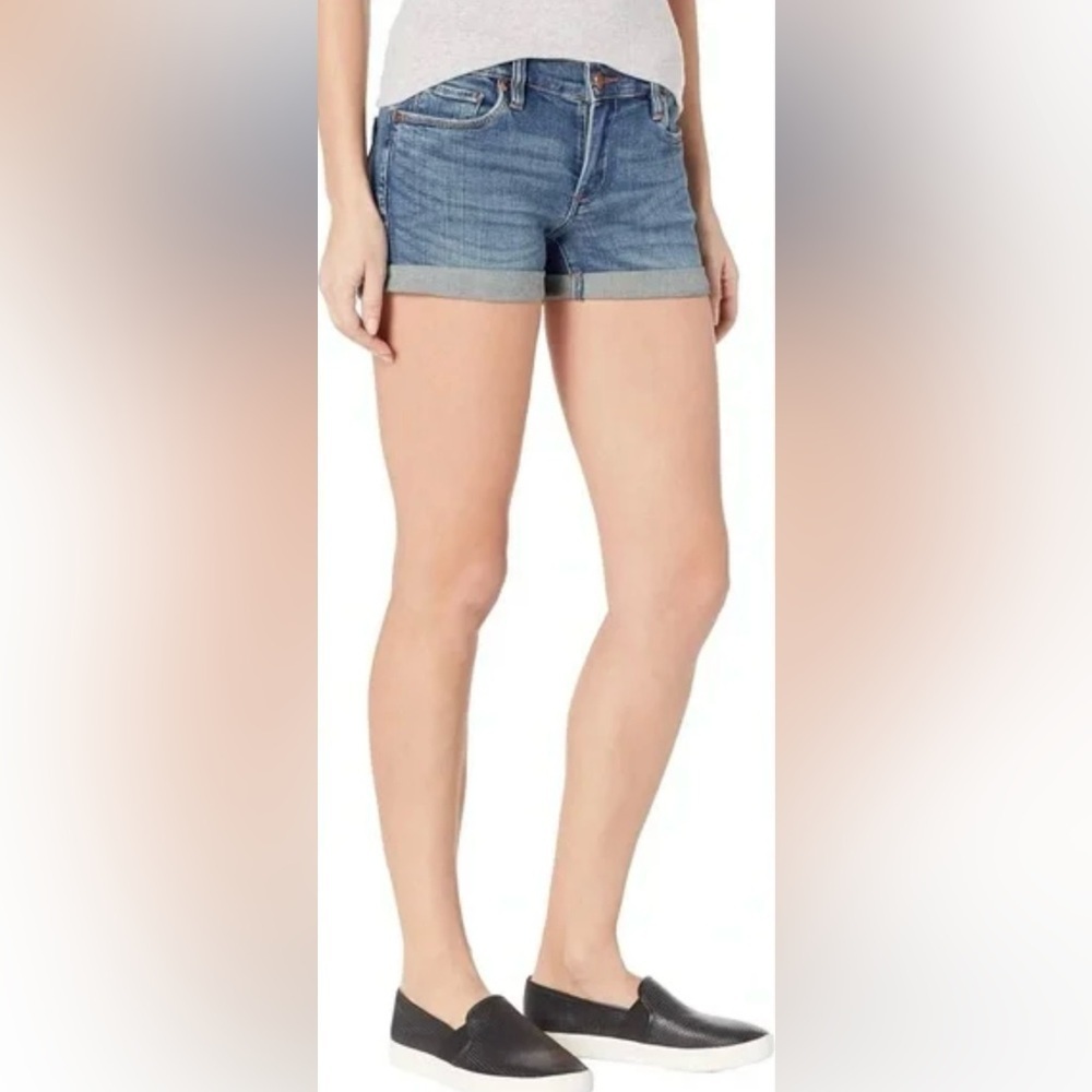 Blank NYC The Fulton Roll Up Short in Moonchild - Picture 3 of 6